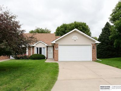 2232 Marigold Cir