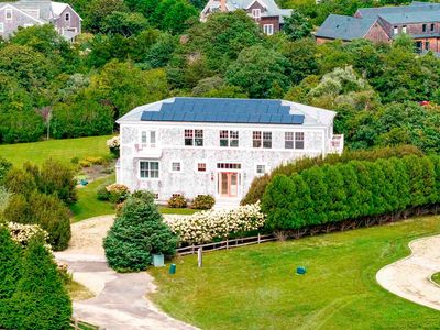98 Edgartown Bay Rd