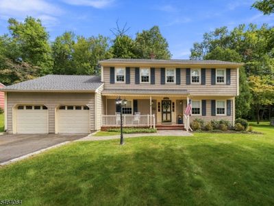 7 Bromleigh Way