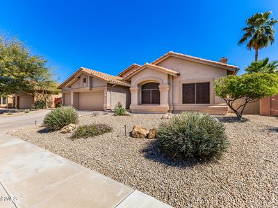 3943 N Santiago Street