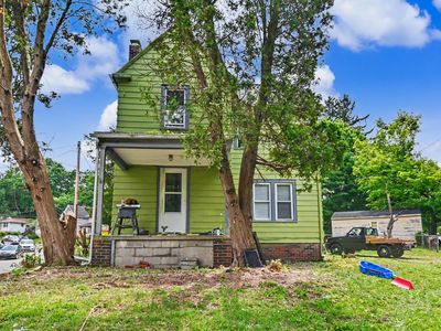 221 Penn Ave