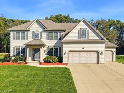 2200 Hunting Valley Ln