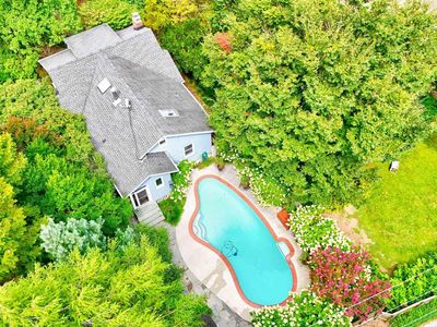 5721 Ridgedale Rd