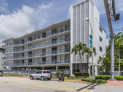 1100 Alton Road #2f