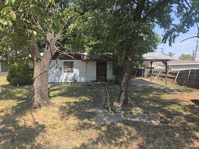 Property at 307 E Weaver Ave, Alvarado, TX