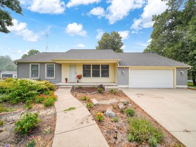 4234 Sauk Trl