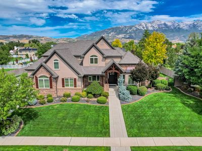 5828 W Woodshire Ln