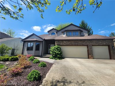 7278 Winchester Dr
