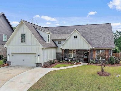 208 Kinross Cir