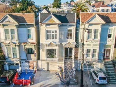 3836-3838 Cesar Chavez St