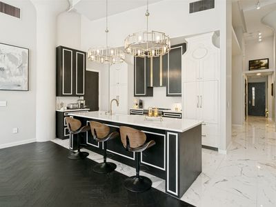 2600 W 7th St APT 1715