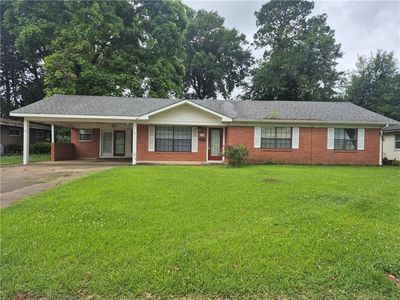 1712 Magnolia Dr