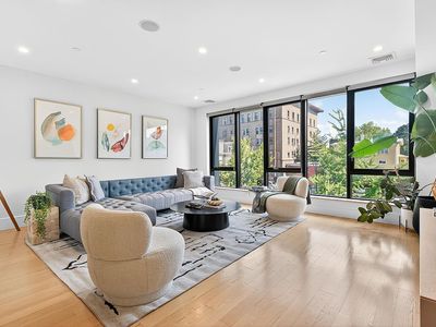 162 S Portland Ave #4