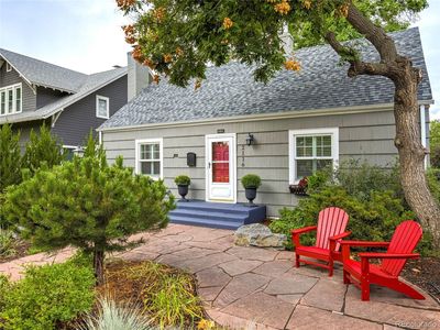 2116 N Cascade Avenue