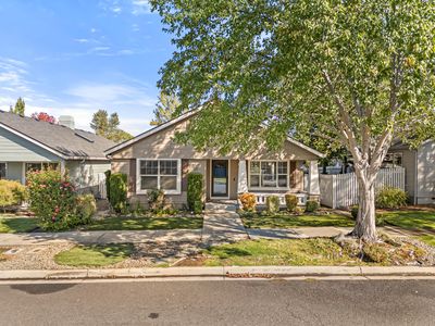 3353 Hidden Springs Dr