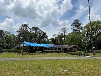 2320 Melrose Dr