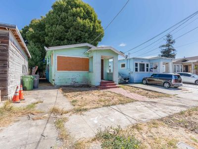 Property at 7014 Holly St, Oakland, CA