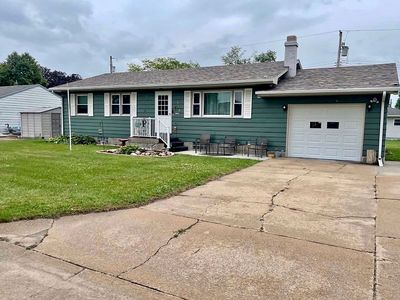 Property at 213 E Davis Ave, Oneill, NE