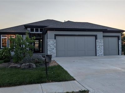 1205 Hampton Dr