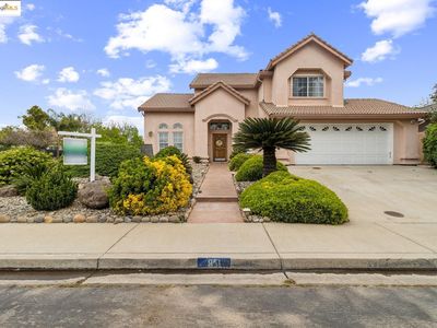 851 Whispering Pines Dr