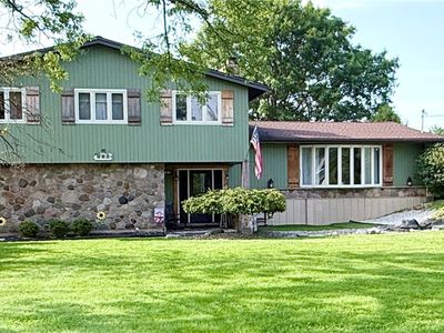 Property at 987 N Hewitt Dr, Lewiston, NY