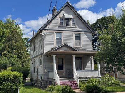 128 Crestmont Rd