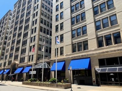 780 S Federal St APT 303