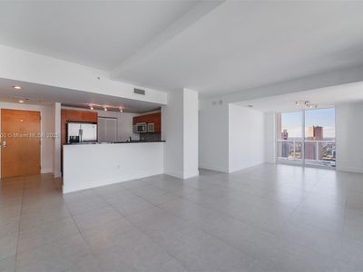 253 NE 2nd St APT 3902