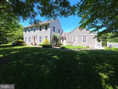 111 Lori Ln