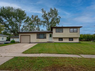 5479 Boulder Ave