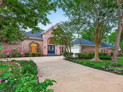 2703 Peninsulas Dr