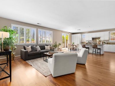 3514 Sunny Hill Court