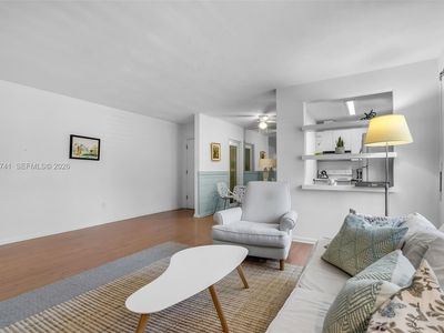 255 Sunrise Dr