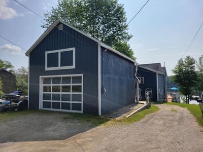 900 Brewer Lake Road