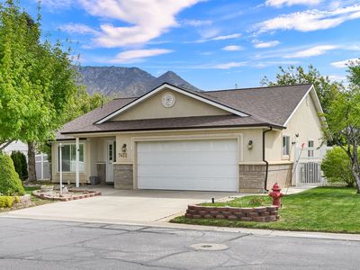 7422 S Shay Ln