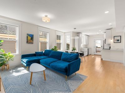 100 Bartlett St #2