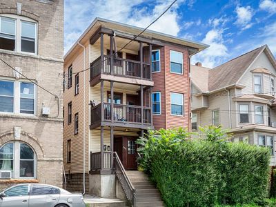 825 East Main Street