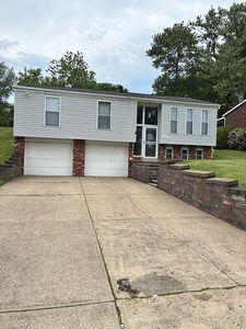 4437 Helmar Dr