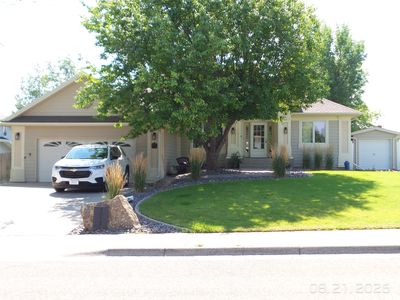 1012 24th Ave SW