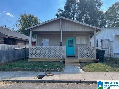 109 2nd Ave SW