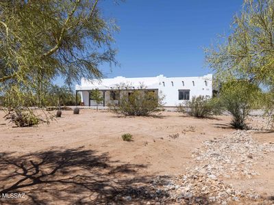 35023 S Coyotes Ln