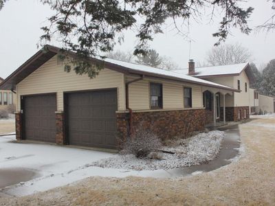 1475 Country Club Court