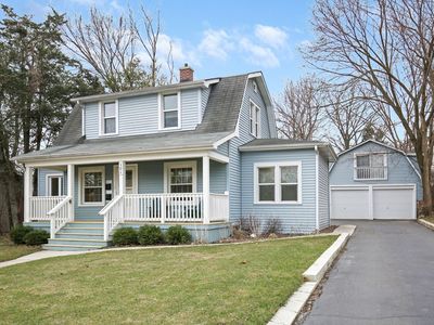 Property at 101 W Maple Ave, Roselle, IL