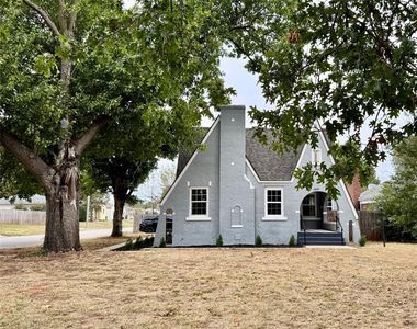 1628 W Chickasha Ave