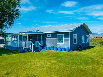 225 Robinson Canyon Road