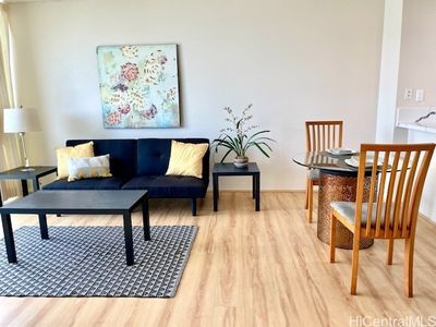 1448 Young St APT 907