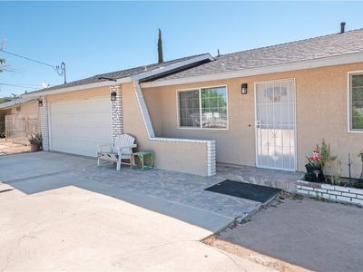 10707 Redwood Ave