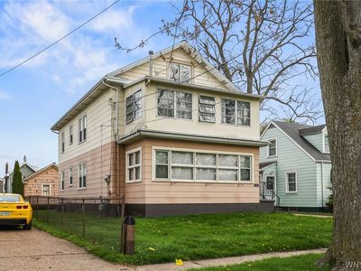 Property at 121 60th St, Niagara Falls, NY