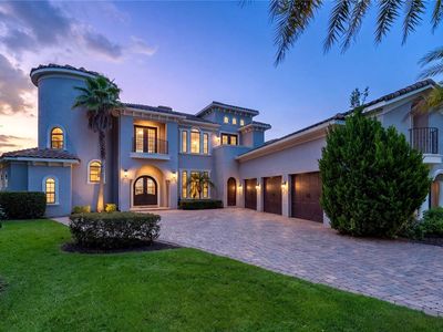 7829 PALMILLA COURT