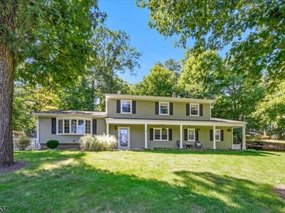 1087 Buxton Rd